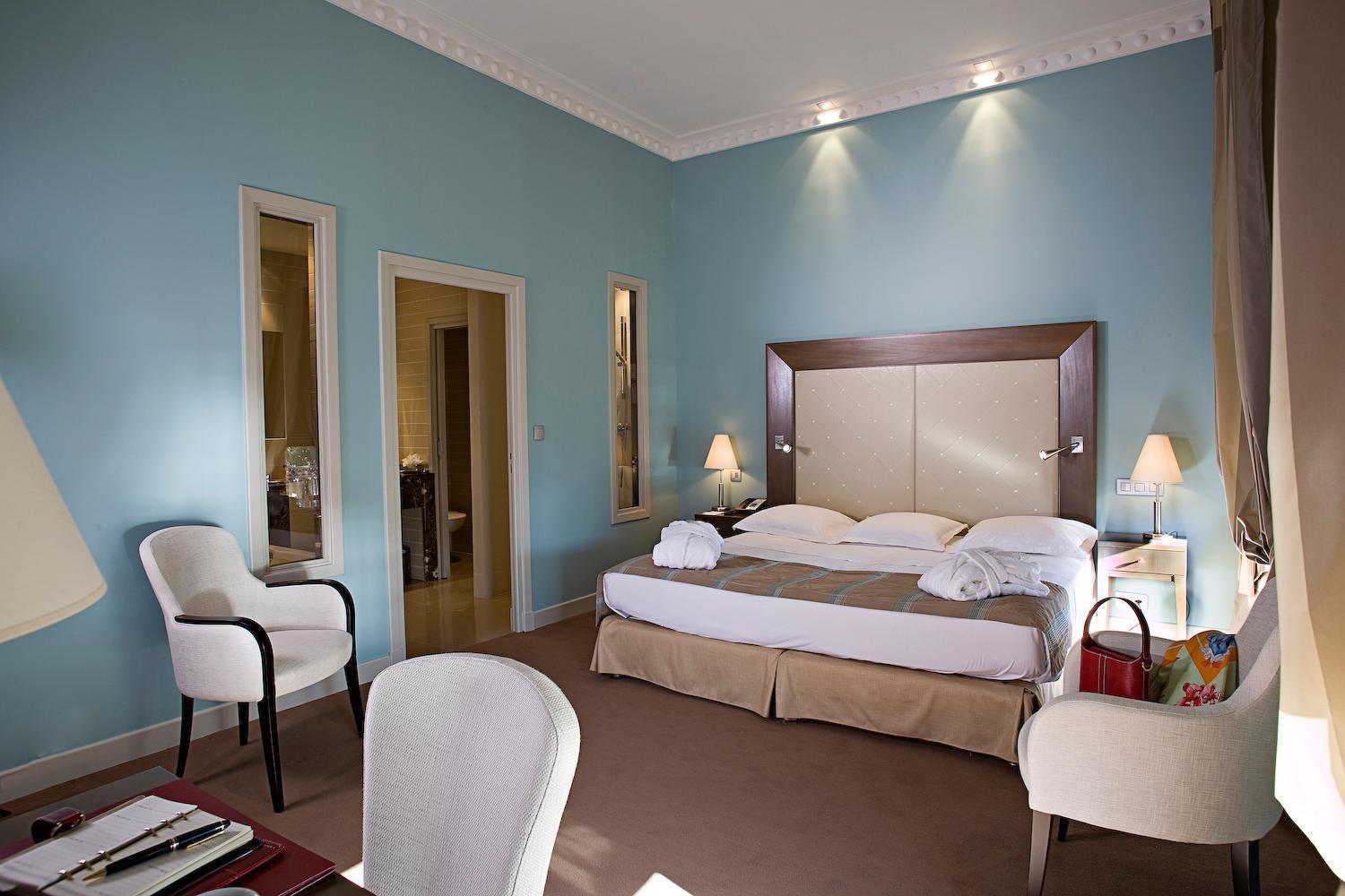 Hotel Westminster & 4*